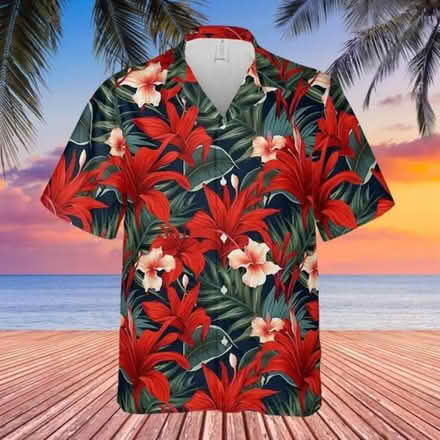 Photo of Hawaiian / festival shirt XXL (Loughborough (LE11)) #1