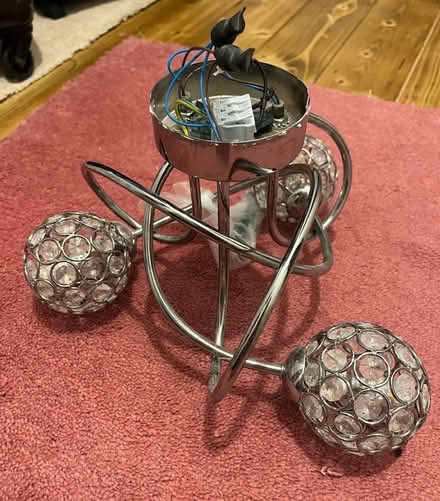 Photo of free crystal ceiling light fitting (Kenilworth CV8) #3