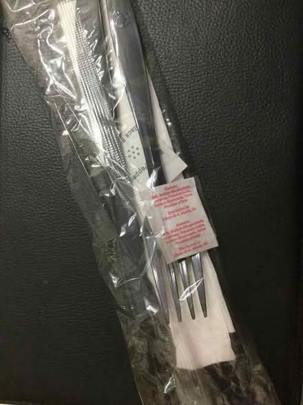 Photo of free plastic utensil packs (Seven Oaks) #1
