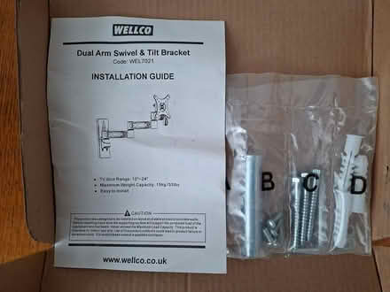 Photo of free Wall mount tv/monitor bracket (Nailsea BS48) #3