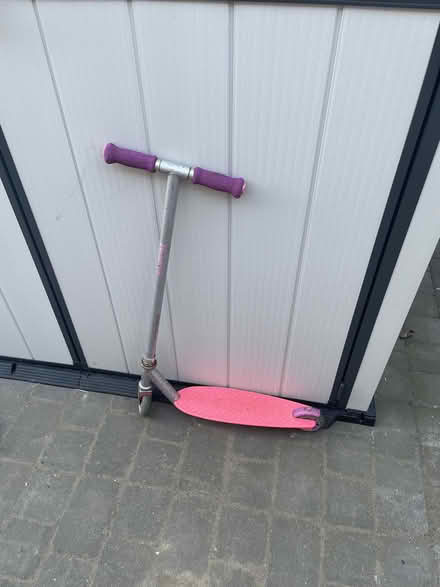 Photo of free Pink scooter (Rackheath NR13) #1