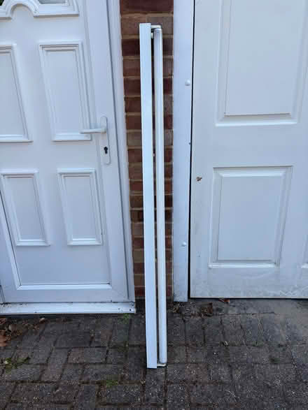 Photo of free Fluorescent light (South Croydon CR2) #1