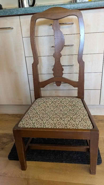 Photo of free "Nursing chair" (Freehold LA1) #1