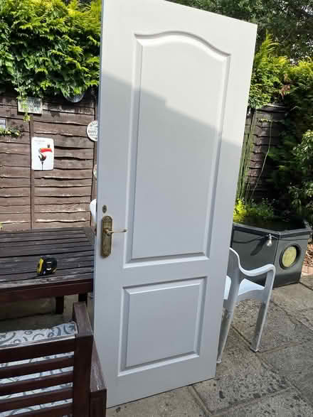 Photo of free White door (Woking GU22) #1