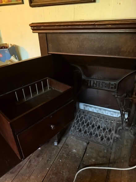 Photo of free Treadle sewing machine (Summercourt TR8) #3