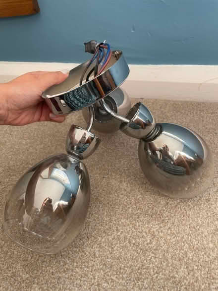 Photo of free Dunelm light fixture (broken) (Christchurch Way SE10) #4