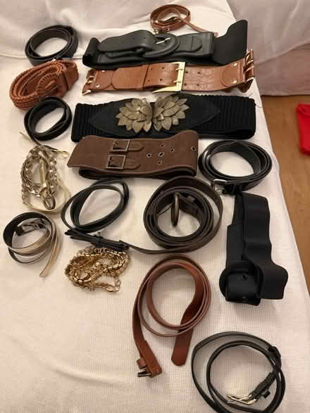Photo of free Women’s belts (HA6 2A) #1