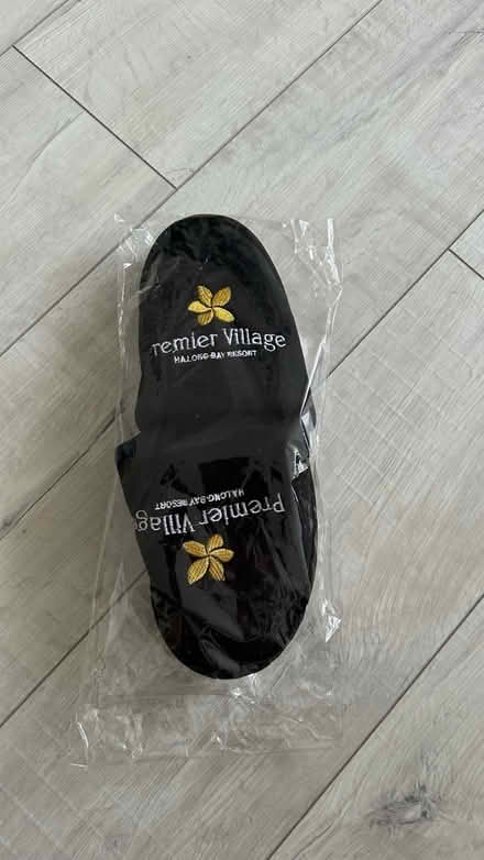 Photo of free Hotel slippers looks new (New Eltham SE9) #1