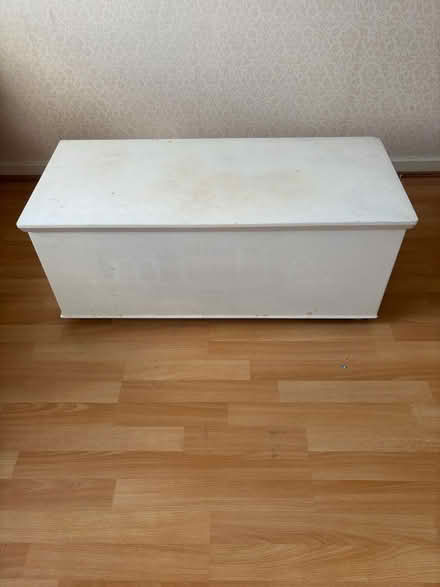 Photo of free Wooden blanket box (Harborne B15 3NN) #1