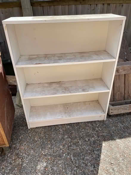 Photo of free White small bookcase (Lindfield RH16) #1