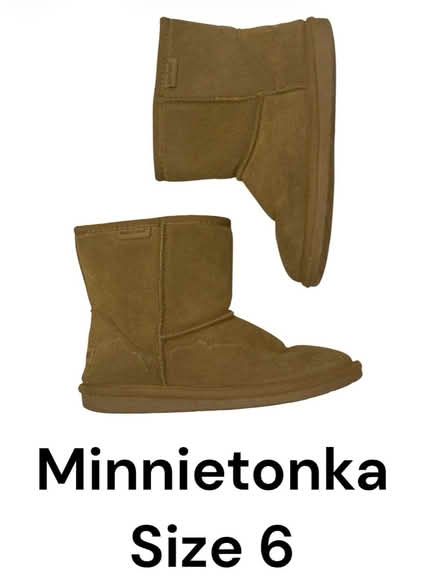 Photo of free Minnietonka Woman’s Booties (Brooklyn Storage) #1