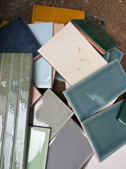 Photo of free Tiles blue & assorted (BR1) #2