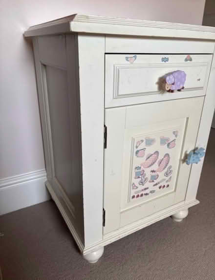 Photo of free White Night Table (Fulham Palace Rd SW6) #4