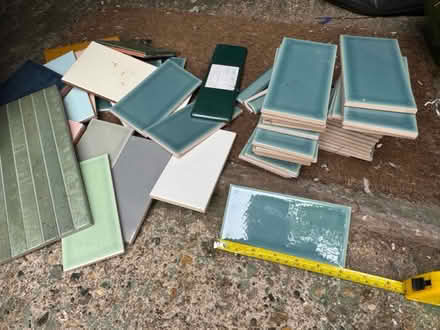 Photo of free Tiles blue & assorted (BR1) #1