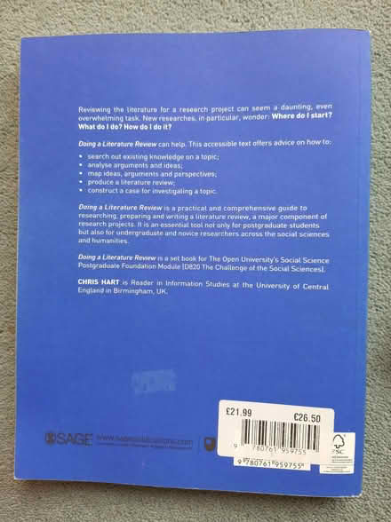 Photo of free How to write reports, reviews and dissertations (Woodford IG8) #3