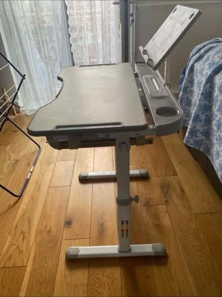 Photo of free Kids / Adults Art Desk (Cheshunt En8) #3