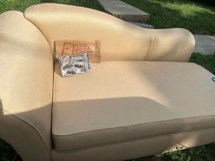 Photo of free Loveseat (504 Battle Ave Winchester) #2
