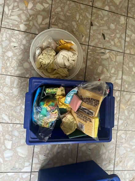 Photo of free Scourers Sponges Dusters Etc (Empingham Le15) #1