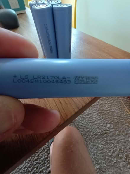 Photo of free LS LR21700 batteries (Hayling Island PO11) #2