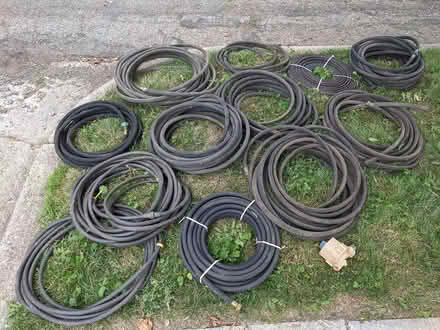 Photo of free soaker and connector hoses (Ann Arbor near Hillside Terr.) #1