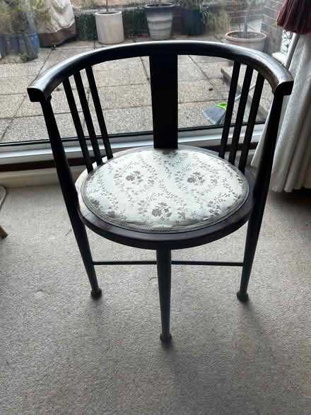 Photo of free Edwardian antique chair (Woodley RG5) #1