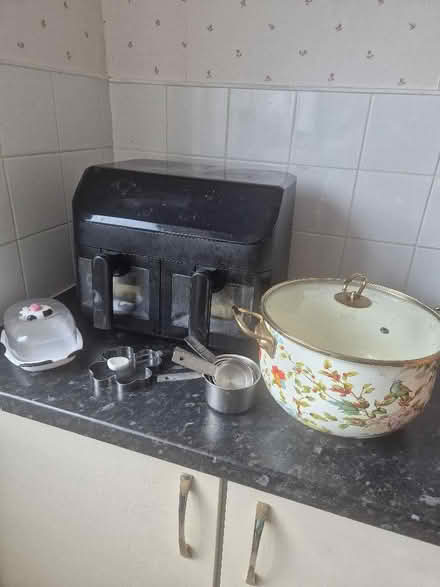 Photo of free Kitchen supplies (Great Billing NN3) #1