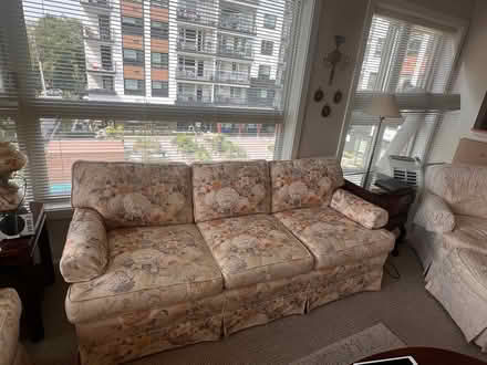 Photo of free furniture (West Vancouver) #4
