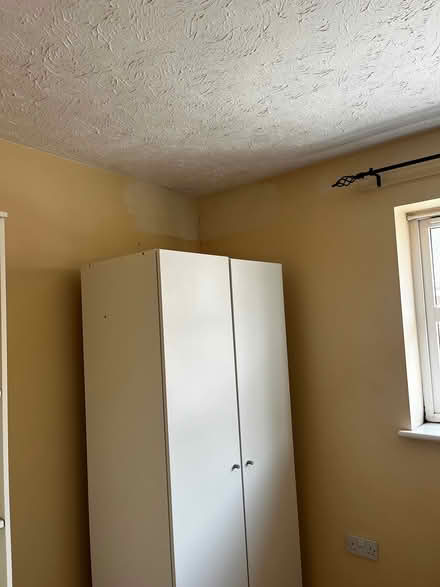 Photo of free Double ward robe (Thame OX9) #1
