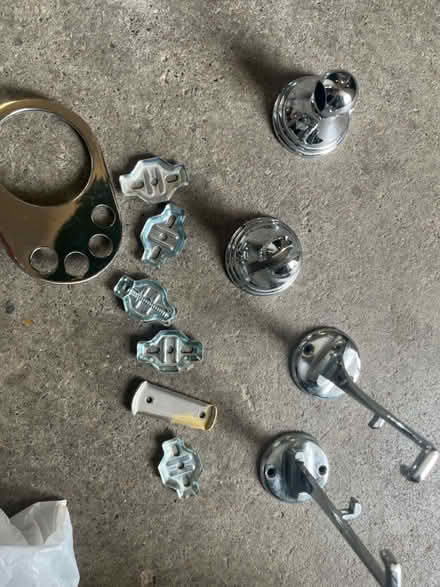 Photo of free Bathroom accessories (Brentford) #2
