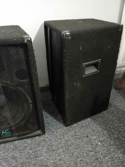 Photo of free Speakers (Stacksteads OL13) #1