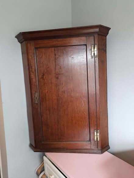 Photo of free Georgian oak corner cupboard. (Otford TN14) #1