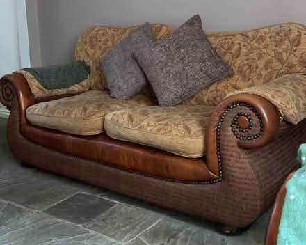 Photo of free Sofa set (Lower Gornal DY3) #1