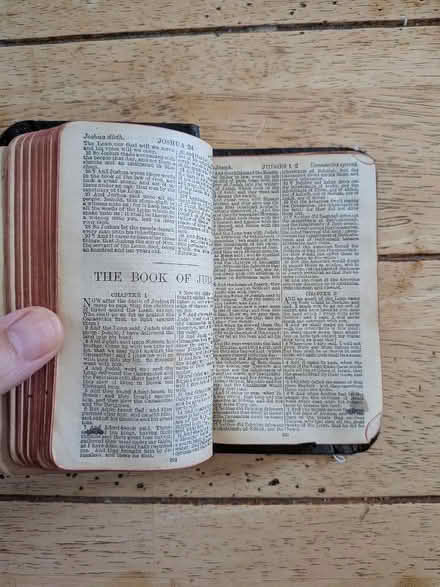 Photo of free 1925 small bible leather cover (Shippon OX13) #3