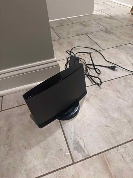 Photo of free Bose speaker (Wildwood Bethesda, md) #1