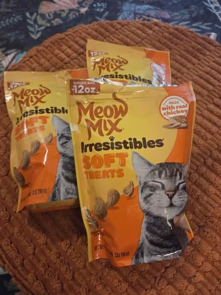 Photo of free Cat treats (Burton, Mi) #1