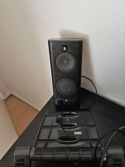 Photo of free Computer / TV Speaker (Stockwell SW9) #1