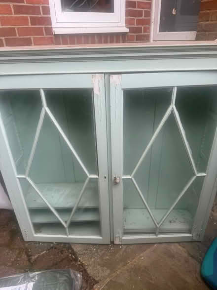Photo of free Desk with bookcase above. (Summertown OX2) #1