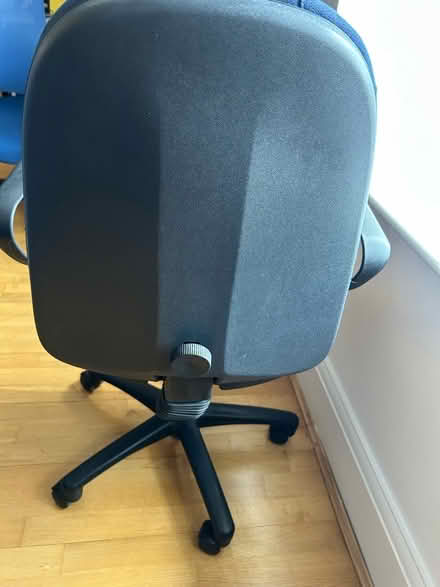 Photo of free Blue office chair (Wokingham RG40) #2