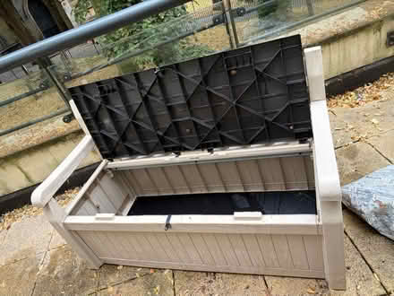 Photo of free Storage Bench (Leicester LE1) #3