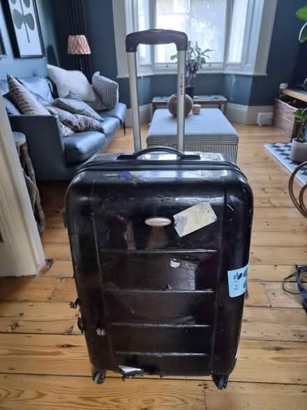 Photo of free Wheeled suitcase (Clapton E5) #1