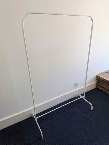 Photo of free Standing clothes rack (London E14) #1