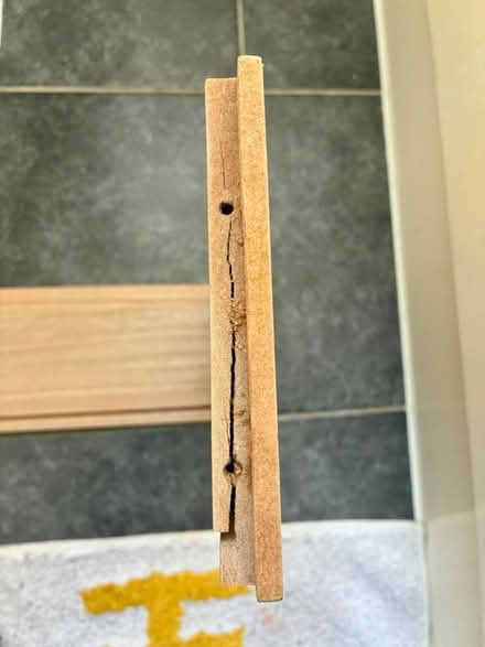 Photo of free B&Q desk (Leytonstone E11) #1