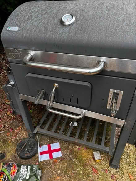 Photo of free Standing Barbecue / Grill (Roman Road E3) #3