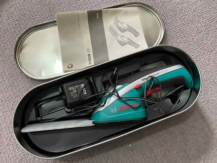 Photo of free Small electric hedge trimmer (Bear Flat BA2) #2