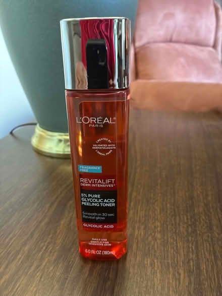Photo of free L’Oreal Revitalift (Los Altos near Foothill) #1