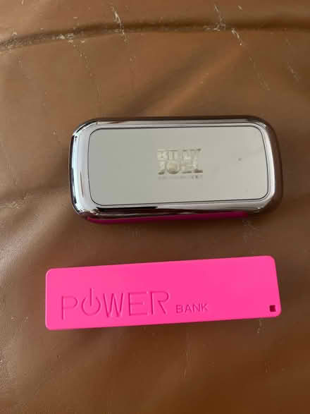 Photo of free Power banks (Collect near Marsh Park OX4) #1