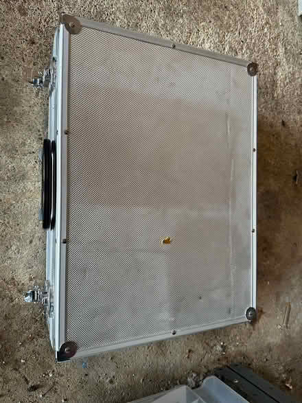 Photo of free Flight type hard case (Empingham Le15) #2