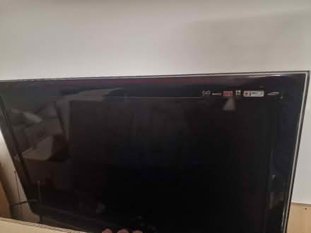 Photo of free Samsung TV (Pollards Hill, CR4) #1
