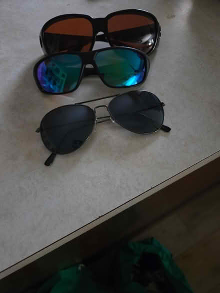 Photo of free sun glasses 🕶 (Manville) #1