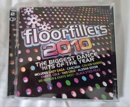Photo of free CD:Floorfillers 2010 Various Artist (Enfield EN3) #1